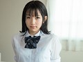 色白つるつるパイパン少女 汗だく中出しデビュー 感じまくると汗だくでイキまくる敏感少女見つけました ななのサンプル画像10